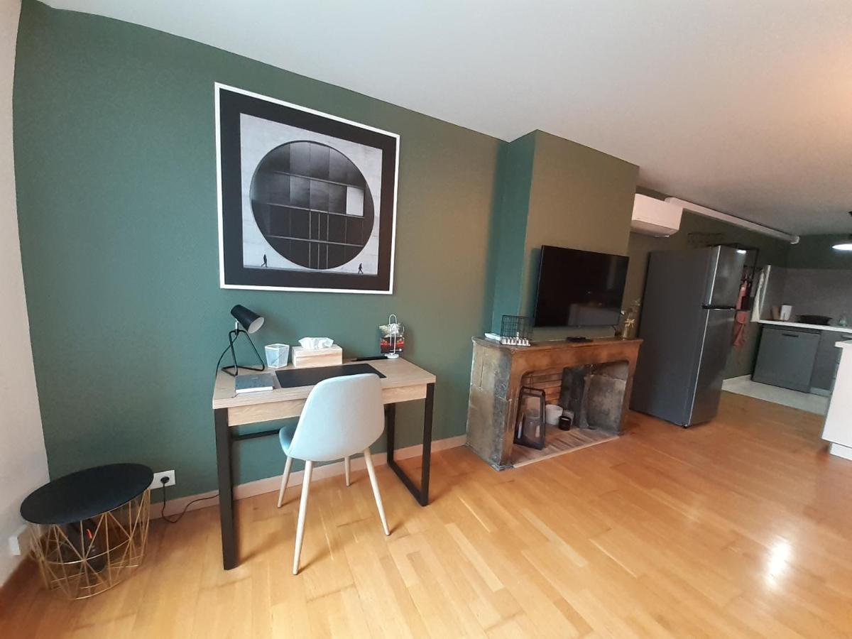 Le Pinaud Apartment Épinal Екстериор снимка